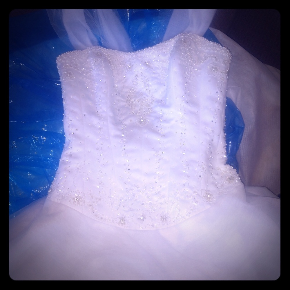 Wedding dress